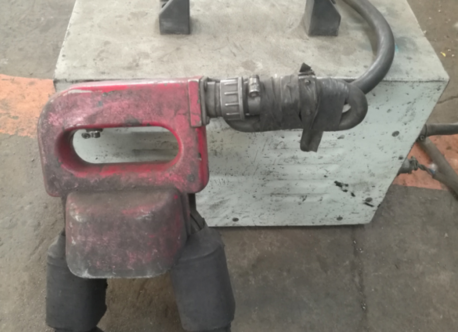 Magnetic Particle Flaw Detector